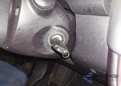 2018 Toyota Highlander Le Plus from USA, damaged, VIN 5TDBZRFH4JS490831